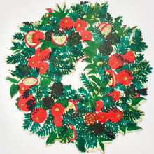 Load image into Gallery viewer, Wooden Foliage Wreath
