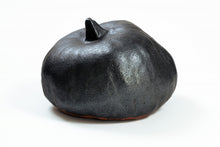 Load image into Gallery viewer, Giles Round, 31.01.20
